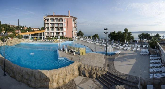 Hotel Aquapark Zusterna Koper Exterior foto