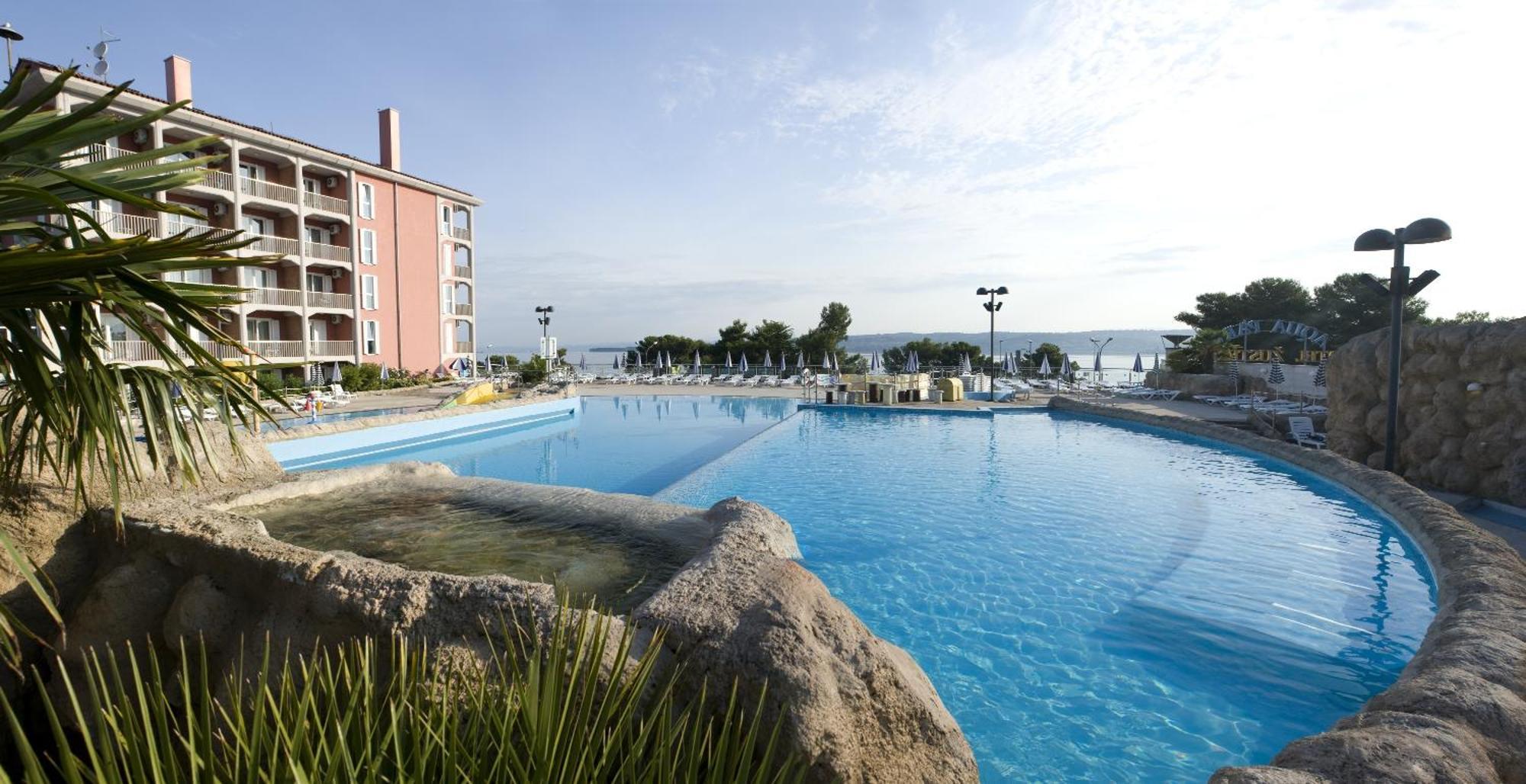Hotel Aquapark Zusterna Koper Exterior foto